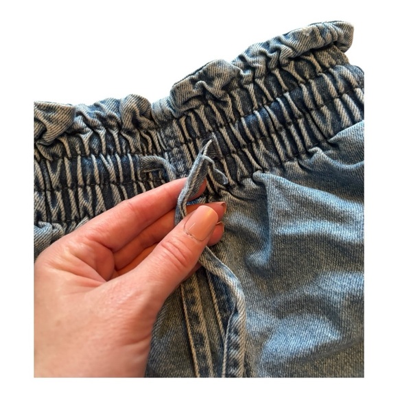 Forever 21 Denim Shorts Size Extra Small (XS) - Picture 5 of 6